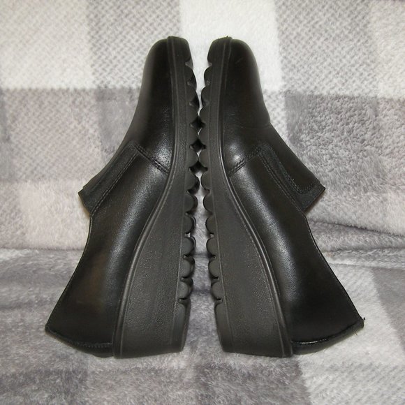 Flexus size 7.5 Euro 38 Black Leather Wedge shoes - Picture 9 of 13